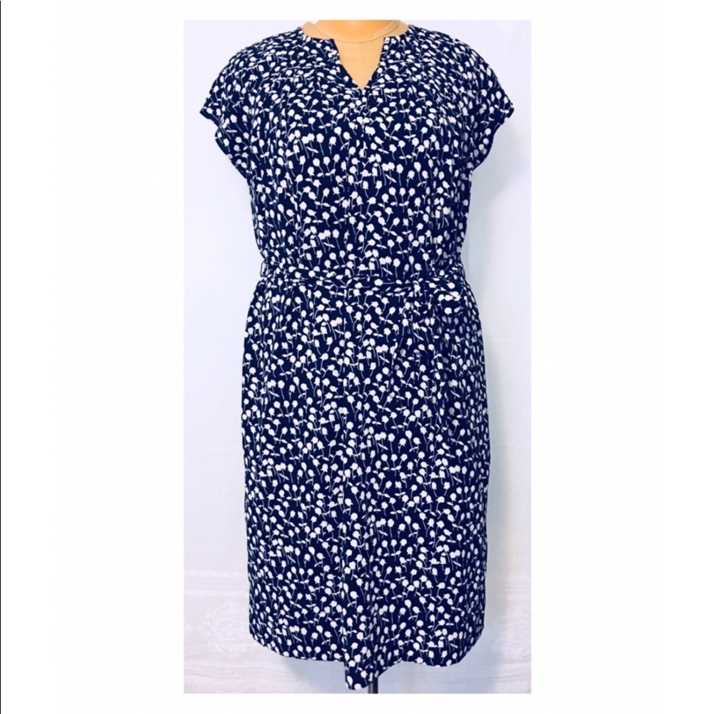 NWOT TALBOTS Blue & White V-Neck Tie Waist Dress
